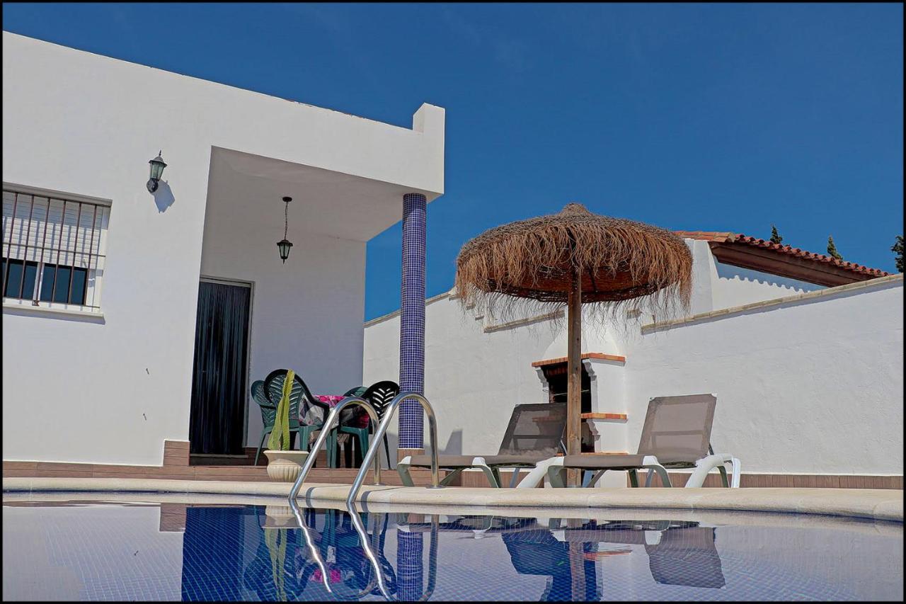 Chalet Muelle Pesquero 65 コニル・デ・ラ・フロンテラ エクステリア 写真